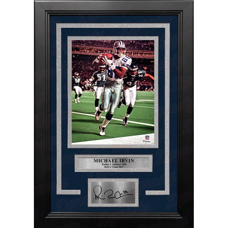 Michael Irvin v. The Eagles Dallas Cowboys 8" x 10" Framed Football Photo with Engraved Autograph